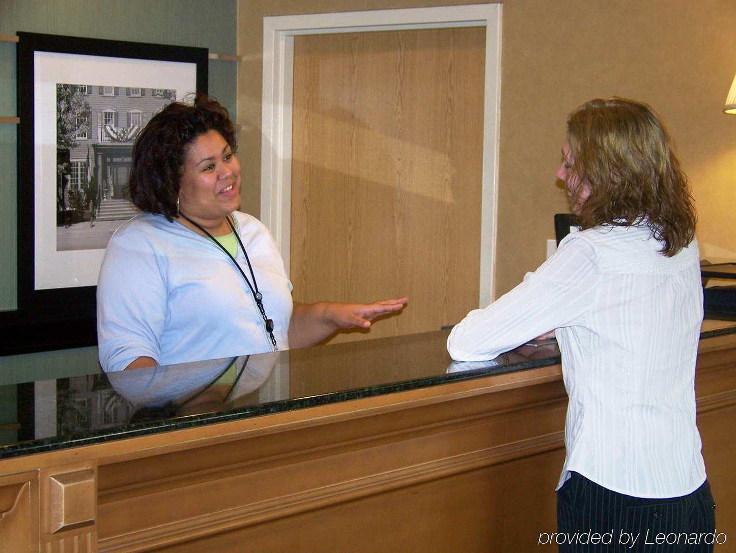 Hampton Inn Norfolk-Naval Base Інтер'єр фото